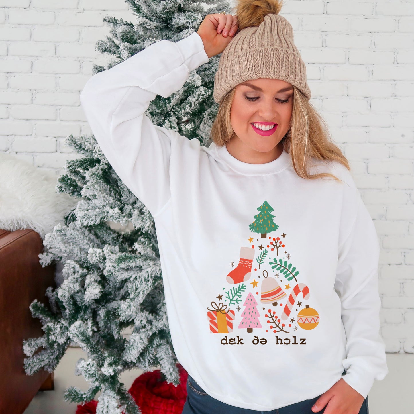 Deck the Halls (IPA) Crewneck